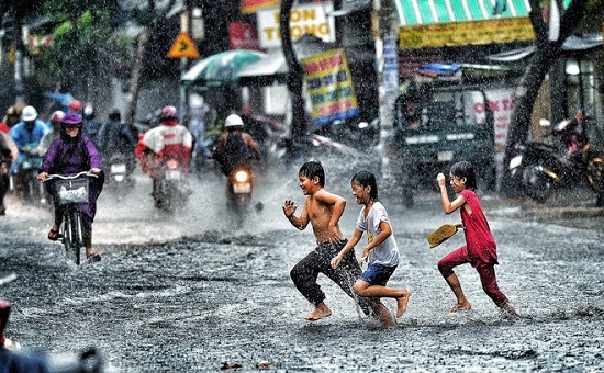 Tin tức dự báo thời tiết mới nóng nhất trong hôm nay 21/5/2019: Hà Nội có mưa rào và dông, đề phòng ngập úng