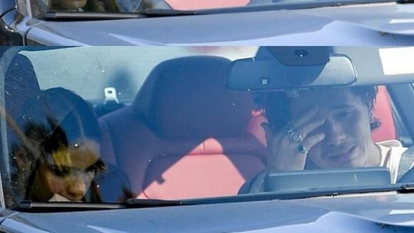 Con trai Beckham bị bắt gặp bật khóc đau khổ khi tranh cãi với bạn gái