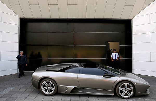 Mexico rao bán 82 siêu xe tịch thu từ quan tham để gây quỹ cho người nghèo