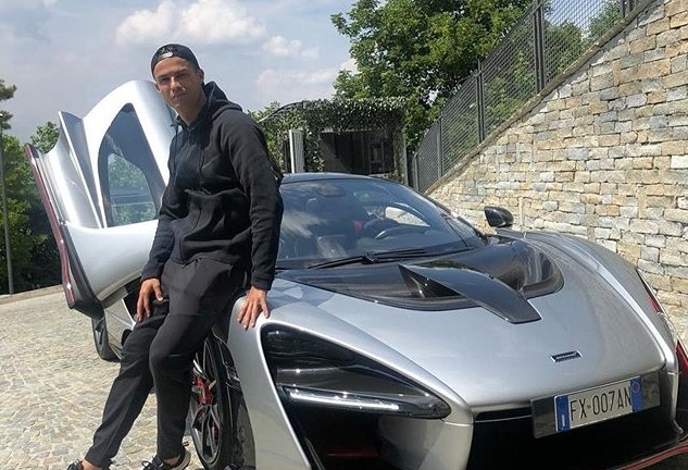 Christiano Ronaldo tậu siêu phẩm Mclaren Senna giá hơn 1 triệu USD