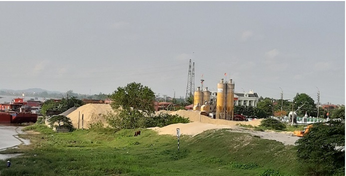 Ý Yên- Nam Định: Nhiều trạm trộn bê tông chưa đủ pháp lý vô tư đầu độc môi trường