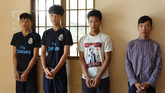 Tây Ninh: Bắt quả tang nhóm thanh niên bán ma túy