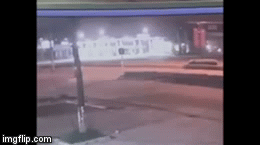 Video: Xe máy lao như 