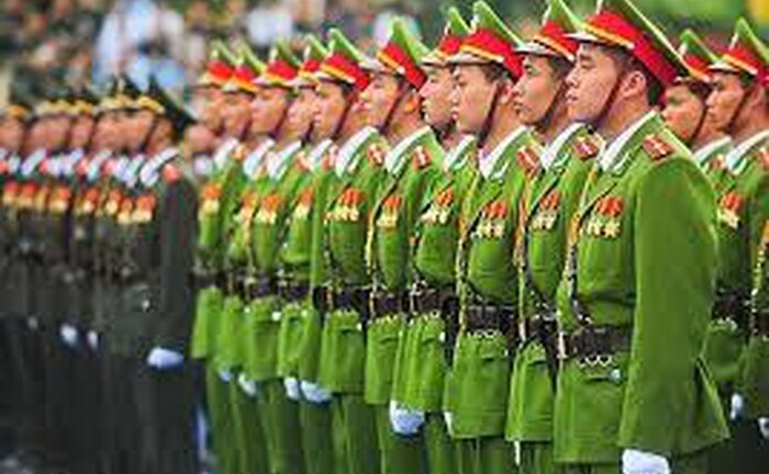 Chế độ, chính sách đối với sĩ quan, hạ sĩ quan Công an nhân dân