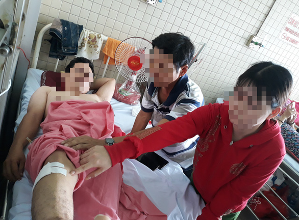 Bệnh nhân ở Cà Mau gãy đốt sống ngực, bệnh viện phẫu thuật nhầm cẳng chân