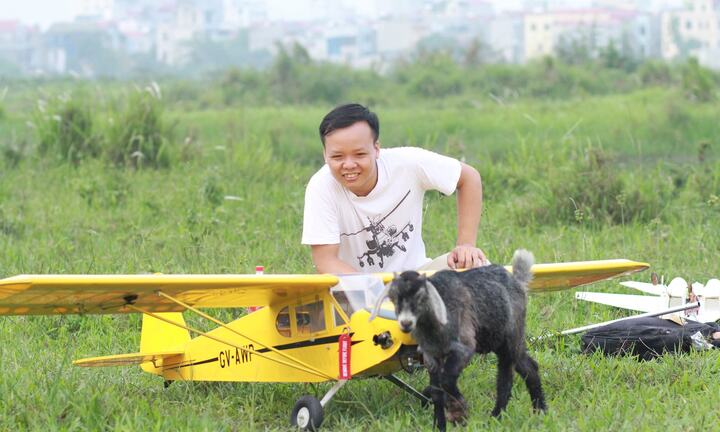 Người truy tìm sự thật phía sau những góc khuất “bạc màu”