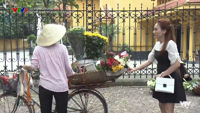 Phim Về nhà đi con tập 50: Hành động bất ngờ của Thư dành cho bố