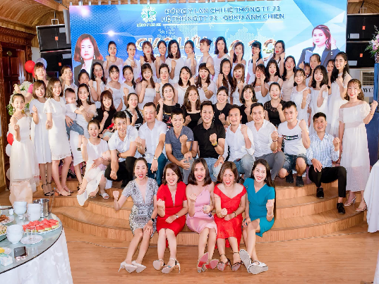 Hệ thống Đông y Lan Chi rầm rộ tổ chức tổng kết 6 tháng đầu năm