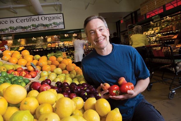 Gia đình Mỹ ăn toàn đồ quá hạn cả năm vẫn khỏe mạnh