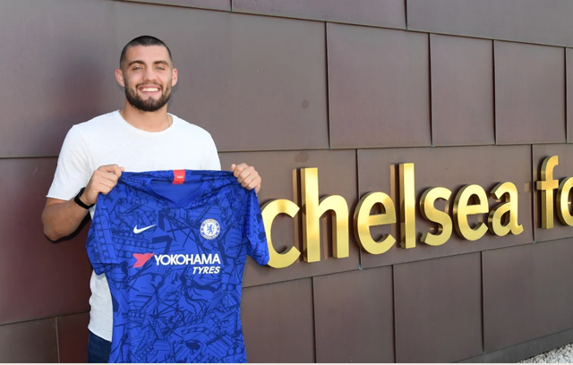 Chelsea chi 45 triệu euro chiêu mộ thành công Kovacic