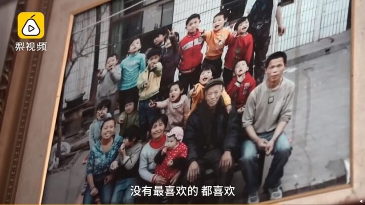 Cảm động cụ bà U80 nhận nuôi 45 đứa trẻ trong 47 năm