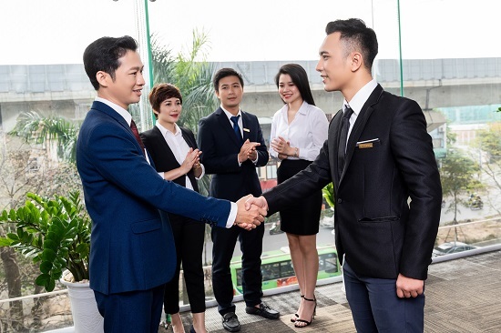 ABBANK hỗ trợ SMEs vay mua ô tô với lãi suất chỉ từ 7,5%/ năm