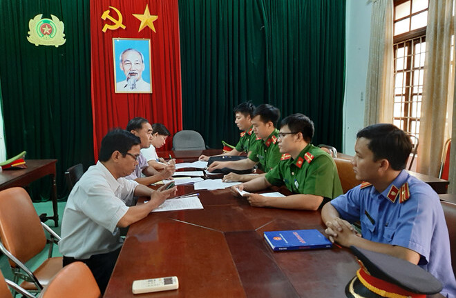 Tạm giam thêm 5 bị can liên quan vụ mua bán hóa đơn của “ông trùm cát sạn” xứ Huế