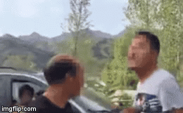 Tin tức đời sống mới nhất ngày 12/7/2019: Bị giáo viên đánh phạt thời trung học, 20 năm sau gã đàn ông quay lại 