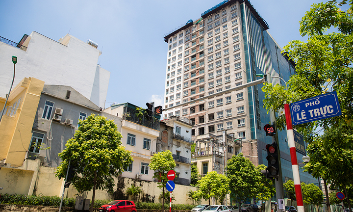 Từ vụ khởi tố ông Lê Thanh Thản: Nhìn lại những dự án xây vượt tầng