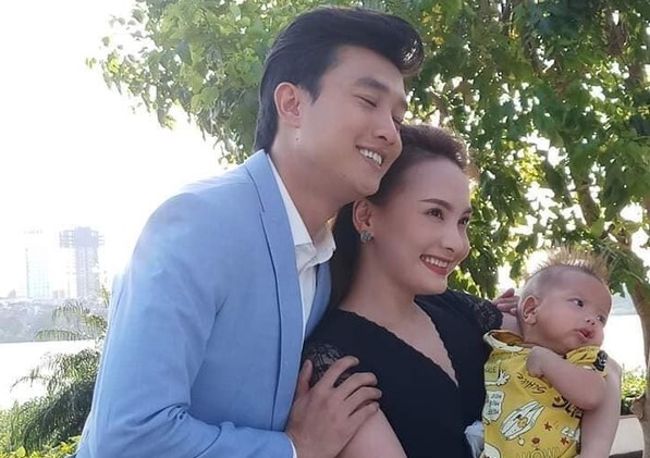 Lộ ảnh kết phim Về nhà đi con: Gia đình Thư – Vũ hạnh phúc bên nhau?