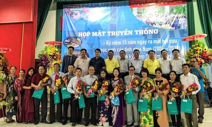 Cựu học sinh THPT Lê Lợi (Thọ Xuân, Thanh Hóa) kỷ niệm 15 năm thành lập ban liên lạc phía nam