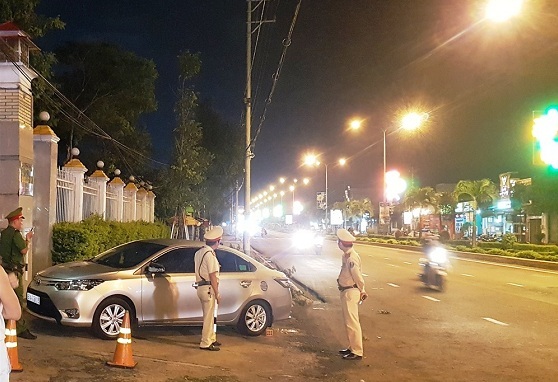 Gia Lai: Bị kiểm tra nồng độ cồn, thượng úy quân đội