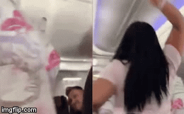 Tin tức đời sống mới nhất ngày 26/7/2019: Để ý cô gái khác, chàng trai bị bạn gái đánh ghen trên máy bay