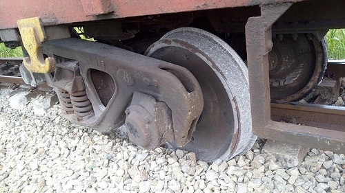 Tin tức tai nạn giao thông mới nhất hôm nay 26/7/2019: Tàu chở hàng bị trật bánh khỏi đường ray