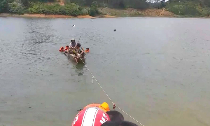 Lâm Đồng: Chèo thuyền đi câu cá ở đập thủy điện, 3 thanh niên đuối nước thương tâm