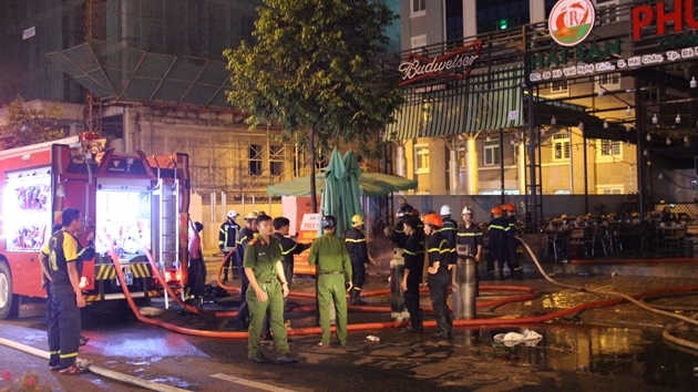 Video: Hiện trường vụ nổ bình gas gây cháy quán nhậu ở Đà Nẵng