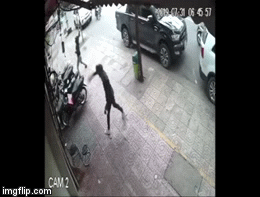 Video: Phở Hòa nổi tiếng bị 