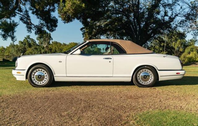 Hoảng hốt chiếc ô tô bị tính phí trước bạ gần 50 tỷ đồng