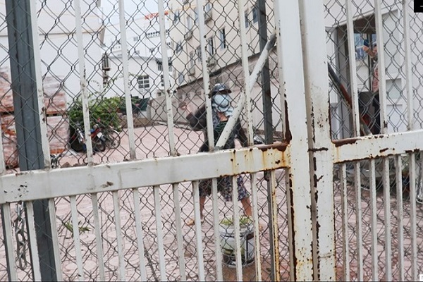 Ai đứng đằng sau nhóm côn đồ phá hoại tài sản trường Pascal, Hà Nội?