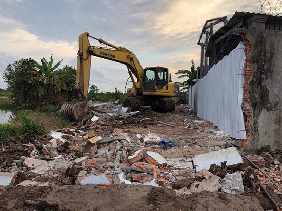 Tin tức thời sự mới nhất ngày 5/8: Chủ tịch UBND Cà Mau nộp lại 1,2 tỷ đồng cho Nhà nước