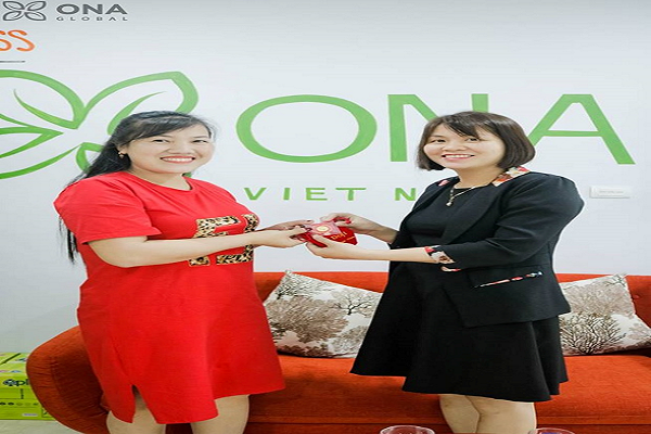 Bất hòa vì kinh doanh online, bà mẹ bỉm sữa khiến nhiều người thán phục 
