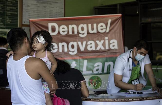 Dịch sốt xuất huyết lan tràn, Philippines vẫn cấm sử dụng vắc xin