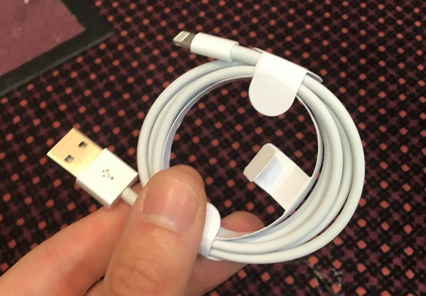 iPhone có thể bị hack dễ dàng bởi thiết bị trông hệt cáp Lightning thông thường