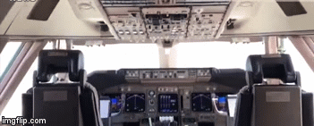 Video: Cận cảnh chuyên cơ từng chở nhà vua 14 đời Thủ tướng Nhật Bản đang được rao bán 28 triệu USD 