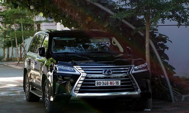 Dàn xe siêu sang của gia đình 