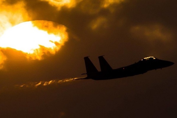 Chiến sự tại Syria: Israel ồ ạt không kích, thủ đô Damascus rung chuyển vì nổ lớn