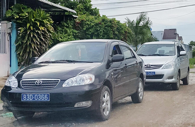 Vì sao không kỷ luật vụ xe công đi đám cưới con Trưởng đoàn ĐBQH Sóc Trăng?