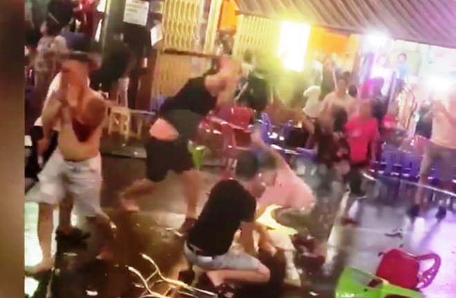 TP HCM: Tạm giữ 10 người trong vụ hỗn chiến kinh hoàng ở phố Bùi Viện