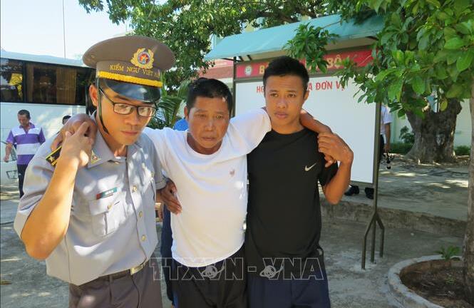  Cứu sống 41 ngư dân Quảng Nam gặp nạn trên biển