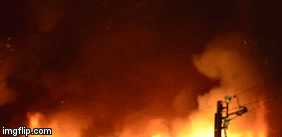 Video: Chợ Bình Long bốc cháy dữ dội, hàng trăm tiểu thương điêu đứng