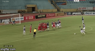 Video: Quang Hải sút phạt đẳng cấp, ghi bàn siêu phẩm như Messi