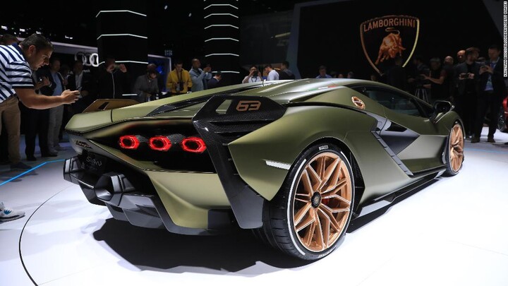 “Nín thở” ngắm loạt xe cực ấn tượng vừa ra mắt tại triển lãm ôtô quốc tế