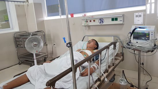 Bệnh nhân bị dao đâm thủng tim sống sót nhờ bác sĩ nhanh tay làm điều này