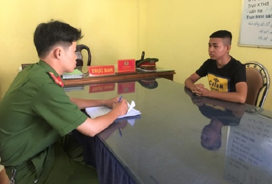 Bắt khẩn cấp đối tượng 17 tuổi chém hỏng xe dân phòng ở Đồng Nai