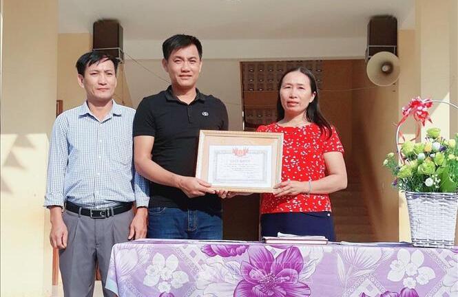 Nghệ An: Biểu dương hai thầy giáo dũng cảm cứu người đuối nước