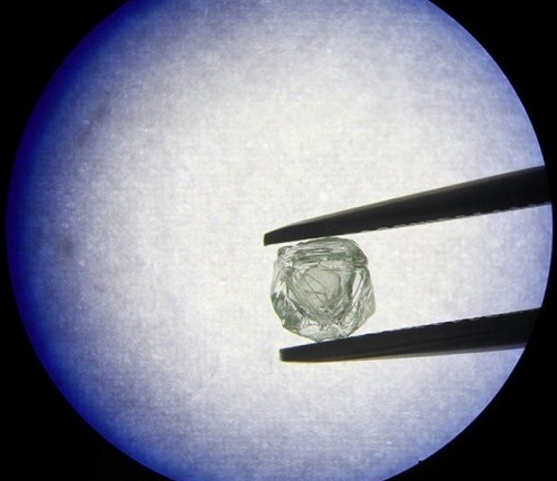 Phát hiện viên kim cương độc nhất vô nhị 800 triệu năm tuổi tại Nga