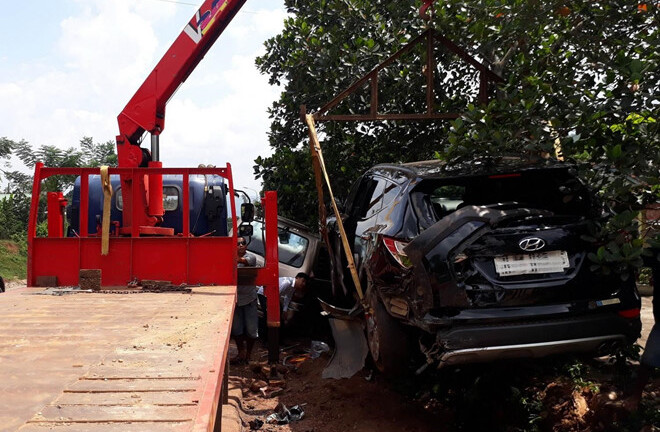 Tin tức tai nạn giao thông mới nhất hôm nay 7/10/2019: Tai nạn liên hoàn, 3 người bị thương