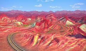 Video: Cận cảnh vẻ đẹp tuyệt mỹ của đồi cầu vồng từng chìm hoàn toàn dưới nước