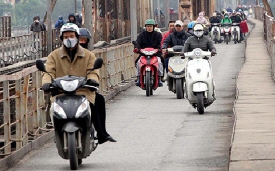 Tin gió mùa Đông Bắc: Hà Nội trời trở lạnh kèm mưa dông