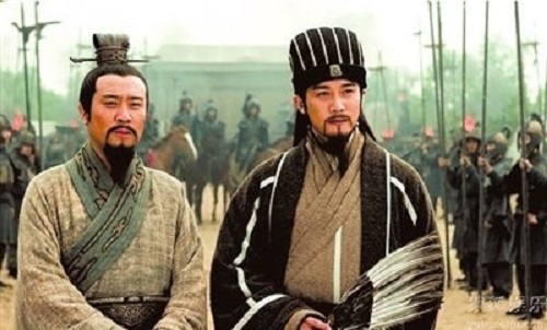 Tam Quốc Diễn Nghĩa: Vì sao Lưu Bị đánh trận không thiếu lương thảo còn Gia Cát Lượng thì ngược lại?